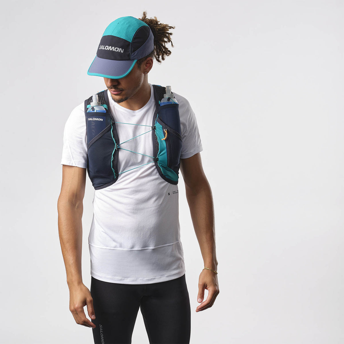 Salomon Active Skin 8 Türkis Trinkweste, Seitendetail
