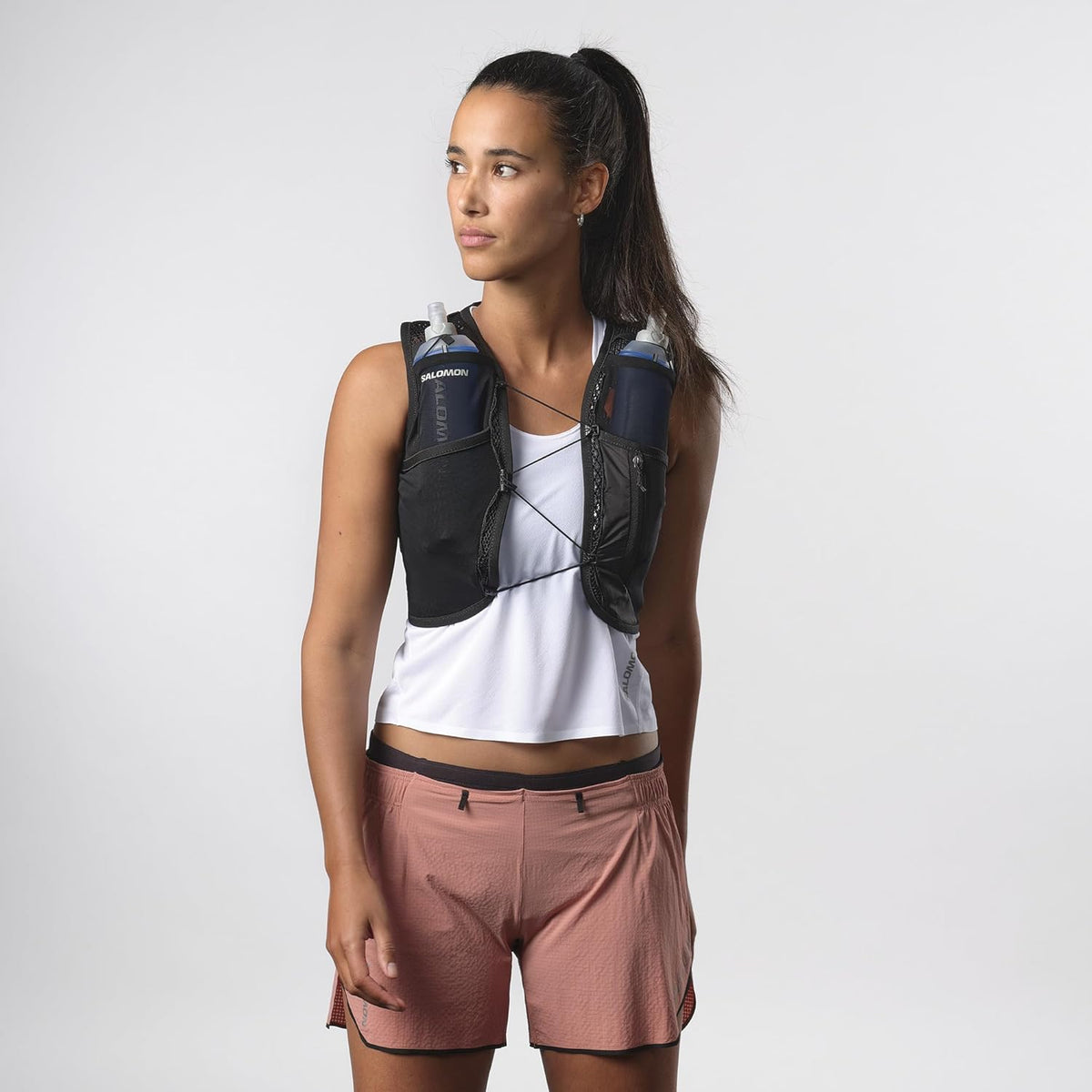 Salomon Active Skin 4 Damen Schwarz Trinkweste, Detail des Rückenfachs