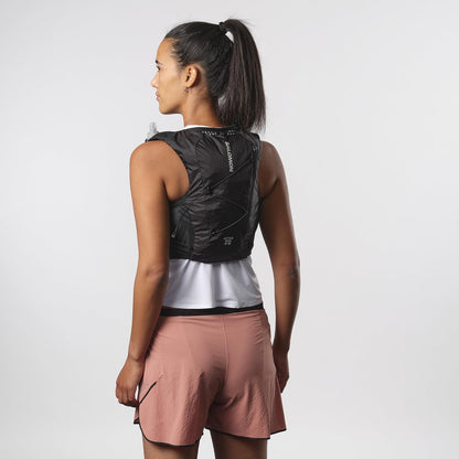 Salomon Active Skin 4 Damen Schwarz Trinkweste, Detail der Fronttaschen