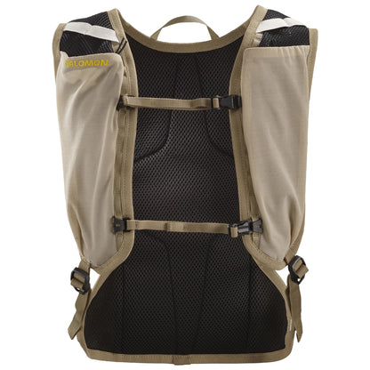Salomon Cross 4 in Beige, Detail der Fronttaschen
