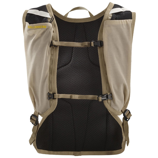 Salomon Cross 4 in Beige, Detail der Fronttaschen