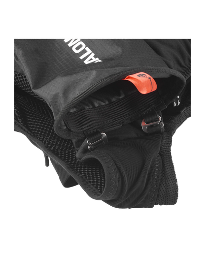 Detail der Kompressionskordel am Salomon Custom Quiver L39283200